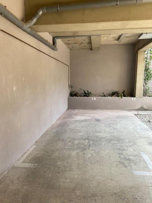 Studio Clim Parking Dhuoda Nimes Luaran gambar